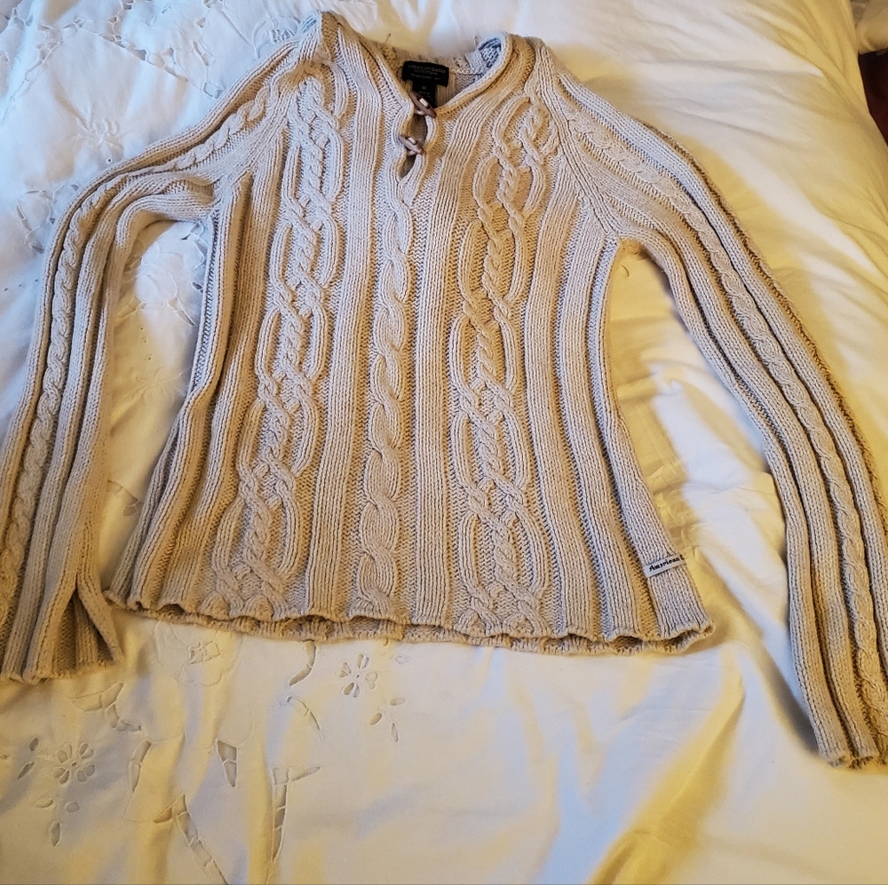 American Eagle Outfitters Beige V-Neck Cable Knit Sweater
